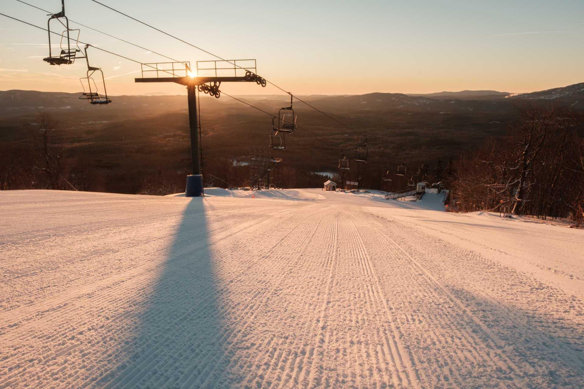 Hours of operation hero resized